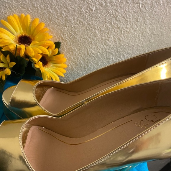 Colin Stuart heels - Picture 12 of 13